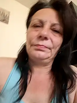 jessyca  online show from 10/21/25, 08:15