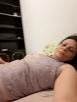 jessyca  online show from 10/21/25, 08:20