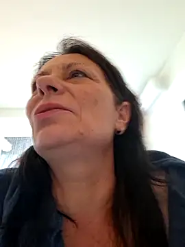 jessyca  online show from 10/23/25, 07:07