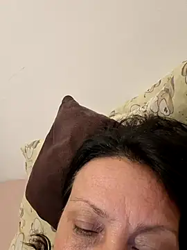 jessyca  online show from 11/10/25, 10:42