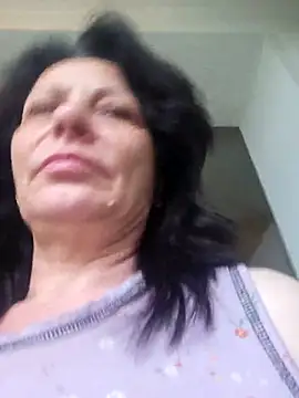 jessyca  online show from 11/28/25, 09:56