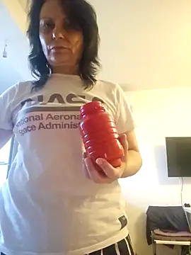 jessyca  online show from 11/29/25, 10:07