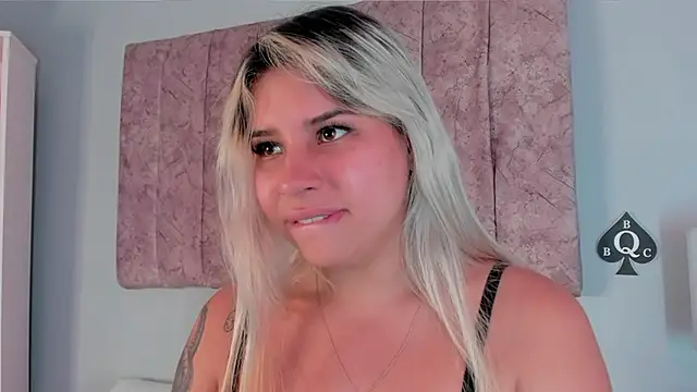 naomi sanz online show from 11/30/25, 06:56