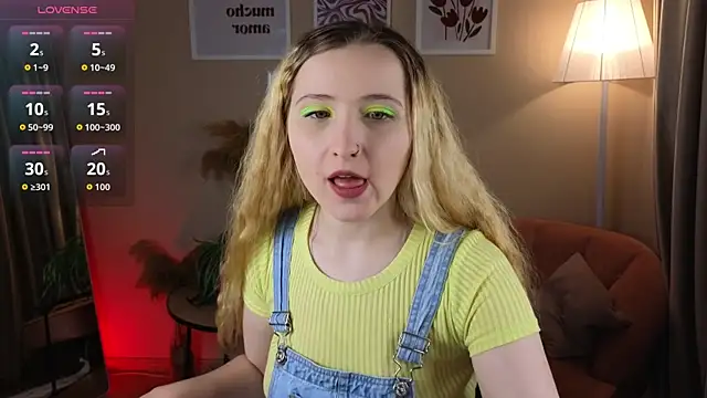 Snapshot of Milana_Key chatting on 10/07/25, 09:12 Milana Key online show from 10/07/25, 09:12