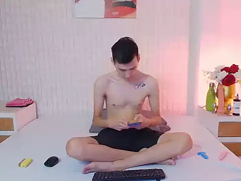 LuigiMarchetti online show from 11/09/25, 08:07