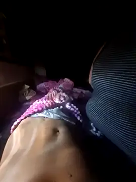 Snapshot of robyka000 chatting on 09/15/25, 09:48 robyka000 online show from 09/15/25, 09:48