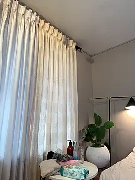 Tayler Kim online show from 02/17/26, 06:36