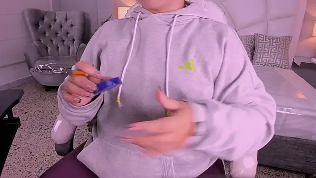 Miss Francheska online show from 02/18/26, 12:12