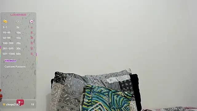 lunna noir online show from 06/25/26, 05:12