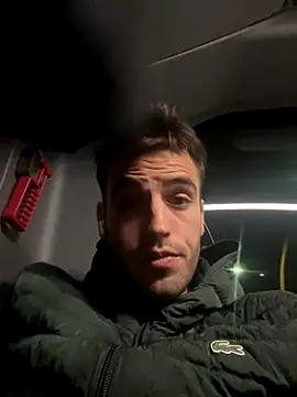 Snapshot of dino2603 chatting on 10/29/25, 10:33 dino2603 online show from 10/29/25, 10:33