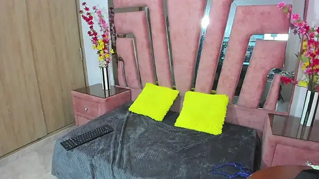 MaraKarly online show from 02/09/26, 07:18