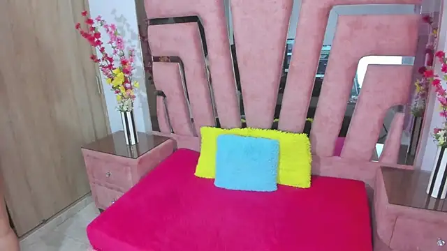 MaraKarly online show from 03/28/26, 12:27