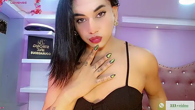 Snapshot of Valeria_Swett_ chatting on 10/01/25, 07:31 Valeria Swett  online show from 10/01/25, 07:31