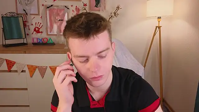 happy de1mos online show from 10/27/25, 09:41