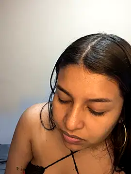  Chloe Smith online show from 10/05/25, 11:08