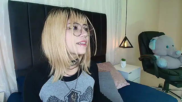 IvyBelle  online show from 10/14/25, 11:44