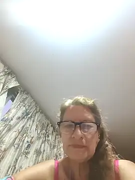 Snapshot of MaryLunne chatting on 03/12/26, 11:33 MaryLunne online show from 03/12/26, 11:33