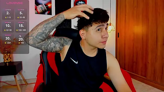 Nicolas James Sc online show from 12/18/25, 01:39