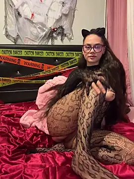 Snapshot of xxx_PocahontaSS chatting on 11/14/25, 07:56 xxx PocahontaSS online show from 11/14/25, 07:56