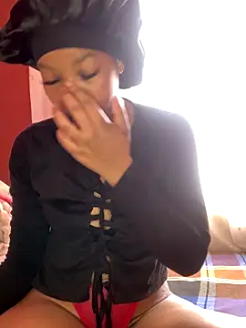 Snapshot of Pretty_Beauty chatting on 10/08/25, 06:55 Pretty Beauty online show from 10/08/25, 06:55