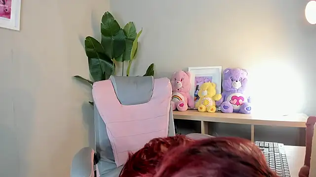 Mystic blue online show from 12/18/25, 12:44