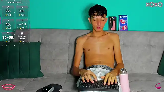 Maikol Ortiz online show from 10/16/25, 12:28