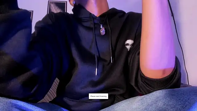 criss zuri online show from 04/18/26, 11:58