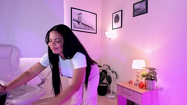 venomiie online show from 10/05/25, 12:47