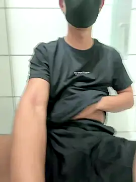 Snapshot of black_xun chatting on 10/06/25, 02:36 black xun online show from 10/06/25, 02:36