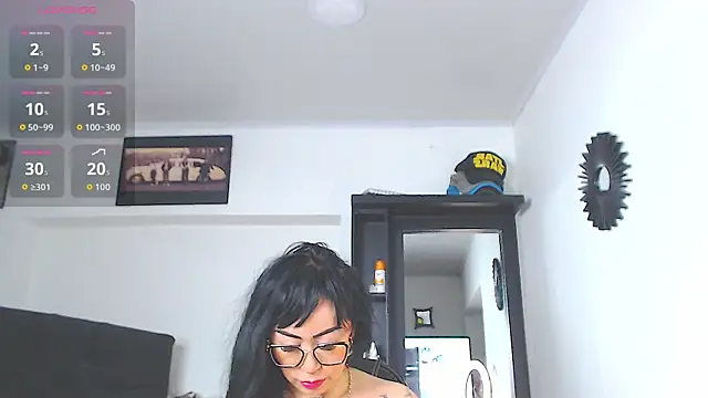 Vicky hotmilf online show from 04/23/26, 08:46