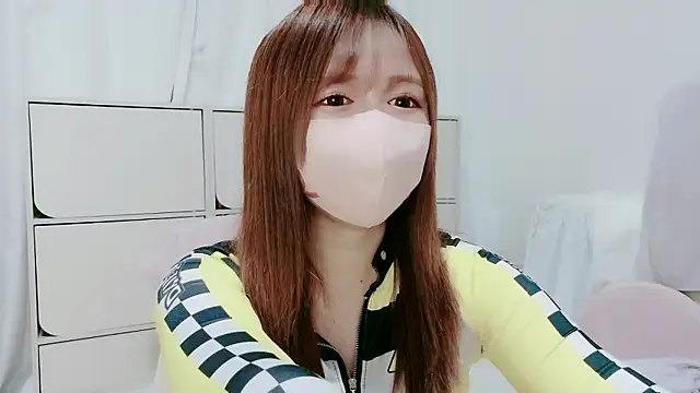 Snapshot of Hanachan_Gcup_ chatting on 10/31/25, 11:33 Hanachan Gcup  online show from 10/31/25, 11:33