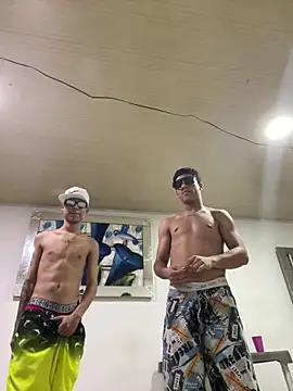 spicyboysvenezuelan online show from 11/03/25, 05:09