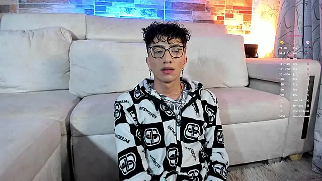 mhatias  online show from 02/06/26, 04:39