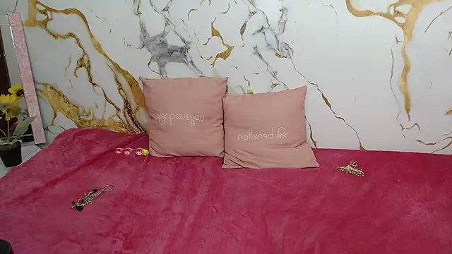 EmilyCoy  online show from 02/05/26, 01:32