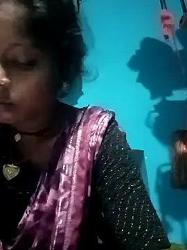 Snapshot of Hema4545 chatting on 09/27/25, 07:46 Hema4545 online show from 09/27/25, 07:46