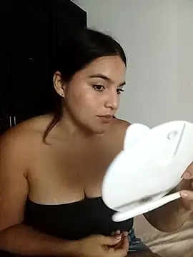 chloe 90 online show from 10/06/25, 11:02