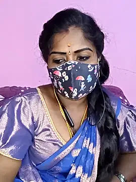 Snapshot of tamilammukuttyy chatting on 05/12/26, 04:04 tamilammukuttyy online show from 05/12/26, 04:04