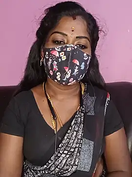 Snapshot of tamilammukuttyy chatting on 05/24/26, 11:21 tamilammukuttyy online show from 05/24/26, 11:21