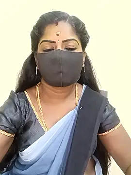 Snapshot of tamilammukuttyy chatting on 06/10/26, 11:57 tamilammukuttyy online show from 06/10/26, 11:57
