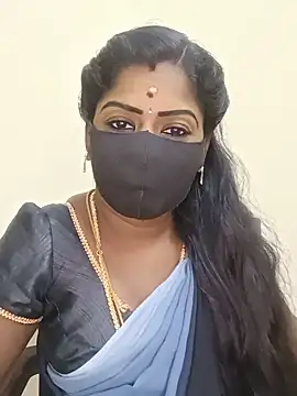 Snapshot of tamilammukuttyy chatting on 06/11/26, 12:32 tamilammukuttyy online show from 06/11/26, 12:32