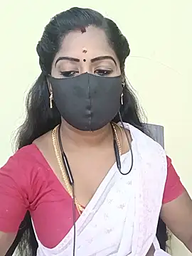 Snapshot of tamilammukuttyy chatting on 06/22/26, 02:14 tamilammukuttyy online show from 06/22/26, 02:14