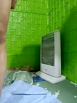 Tin tanny online show from 12/21/25, 08:21