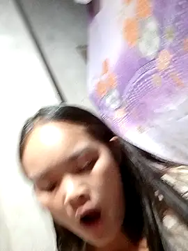 xinhxinhcute online show from 09/10/25, 12:27