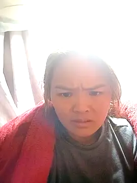 xinhxinhcute online show from 12/01/25, 10:37