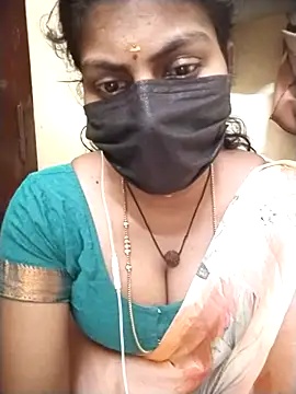 Nithiila online show from 02/17/26, 02:35