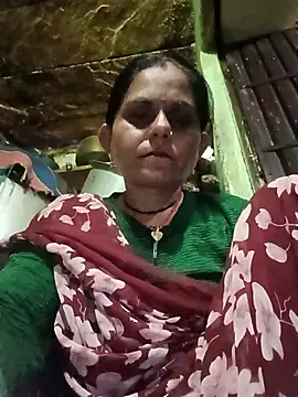 Snapshot of Hot_rachnasexy chatting on 06/03/26, 05:32 Hot rachnasexy online show from 06/03/26, 05:32