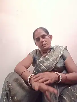 Snapshot of Hot_rachnasexy chatting on 07/01/26, 07:32 Hot rachnasexy online show from 07/01/26, 07:32