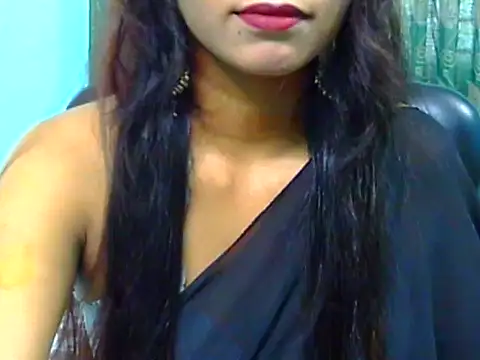 AlisaPari2007 online show from 07/25/26, 12:03