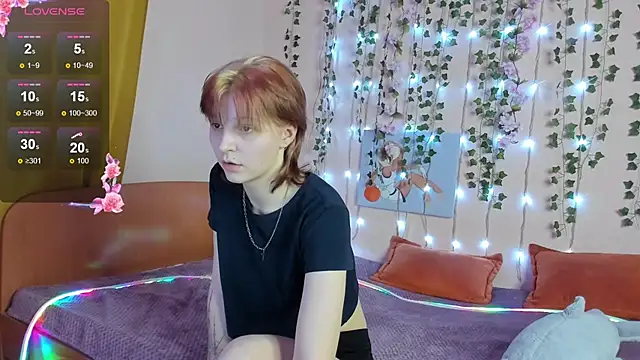 AudreyyKim online show from 11/27/25, 08:05