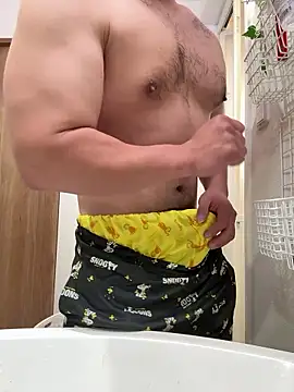 sukebegorilla online show from 04/05/26, 12:30